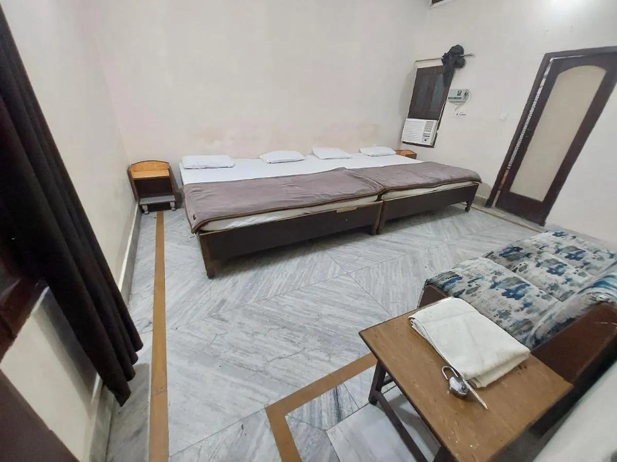 Hotel Trisolaris Váránasí