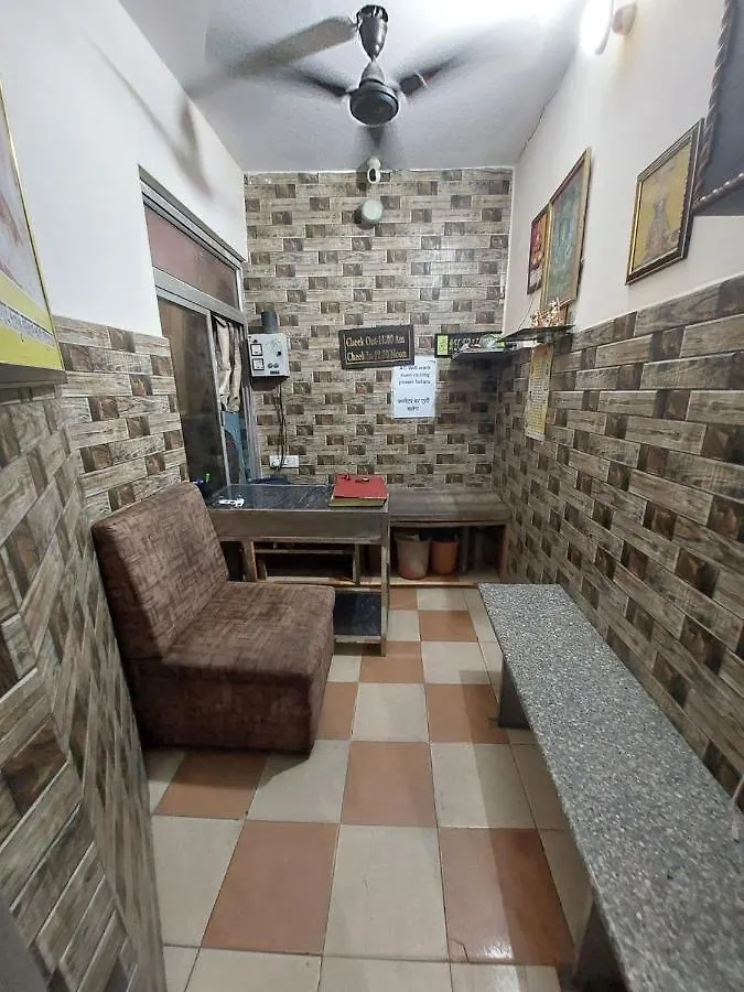 Hotel Trisolaris Varanasi 3*,  India