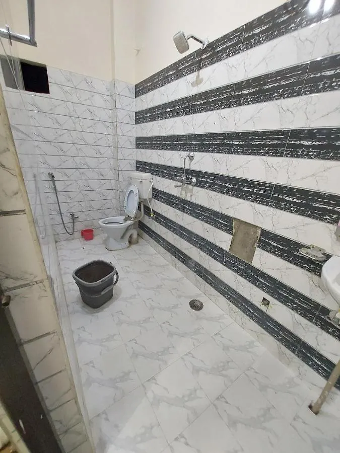 Hotel Trisolaris Varanasi