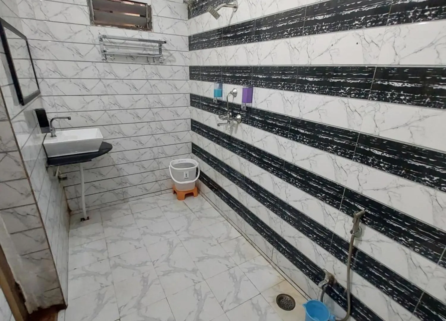 Hotel Trisolaris Varanasi
